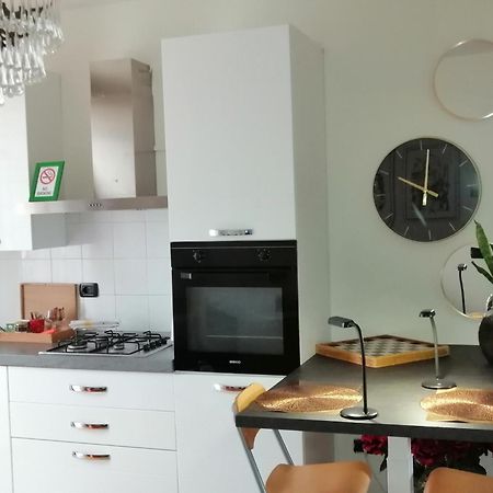 Appartamento Angela Cento  Exteriör bild