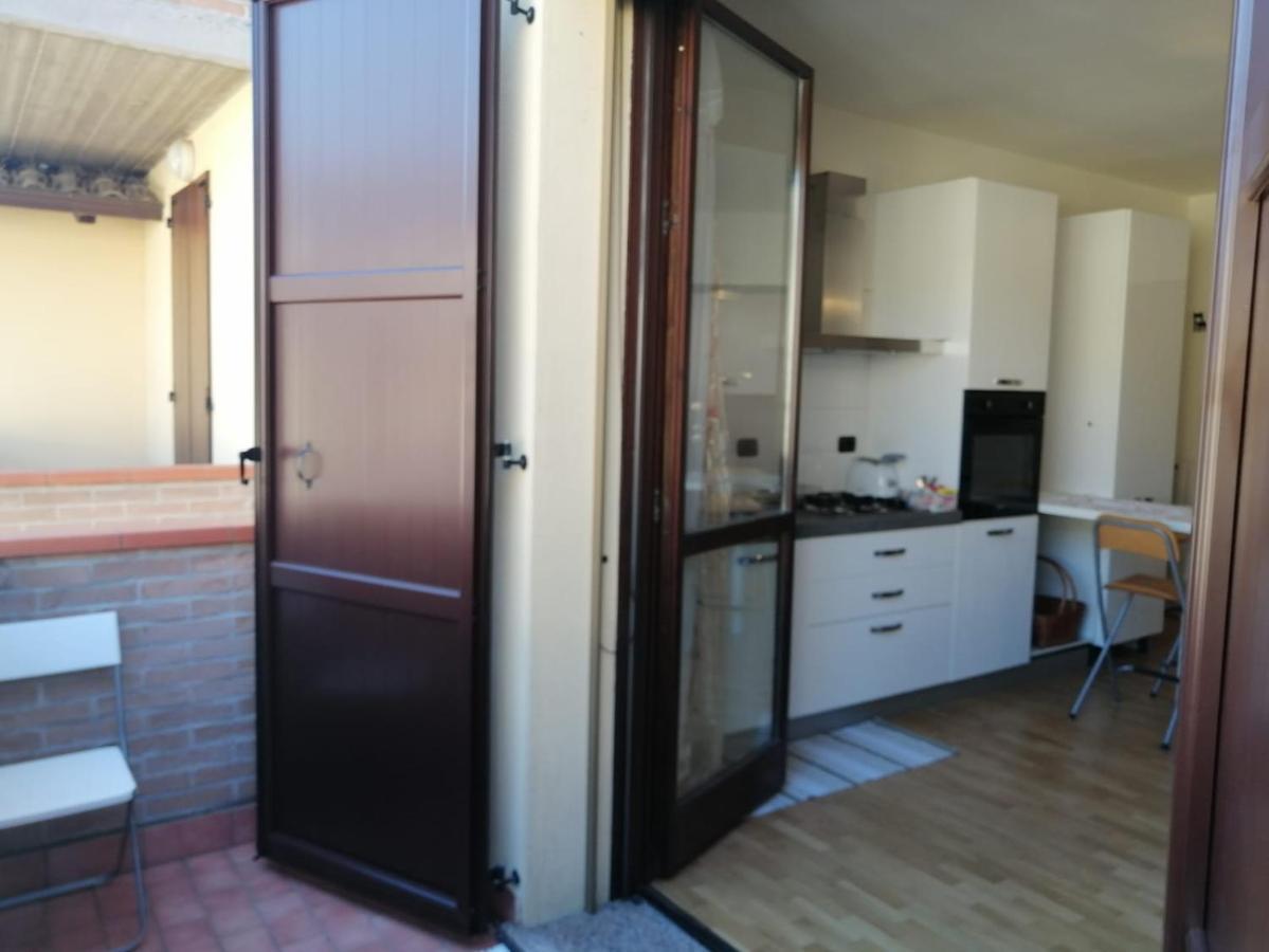 Appartamento Angela Cento  Exteriör bild