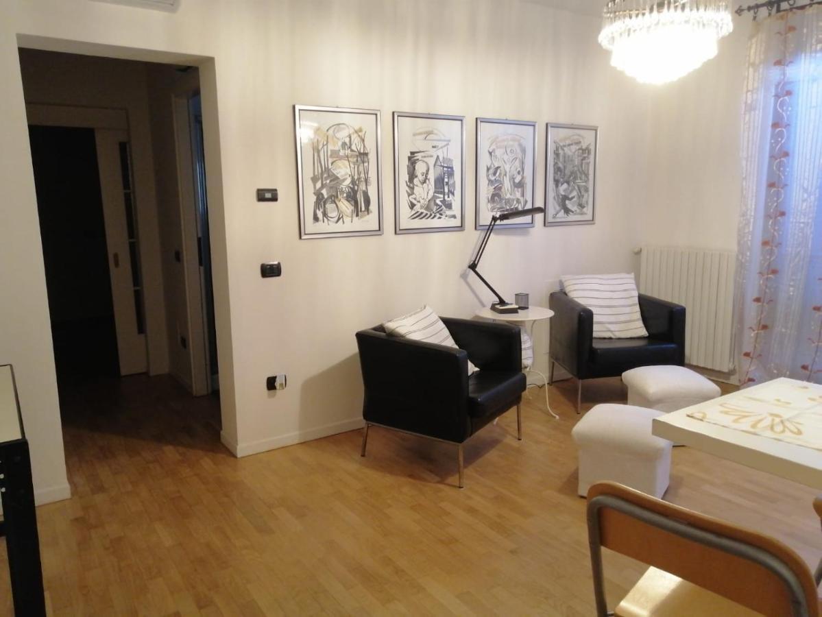 Appartamento Angela Cento  Exteriör bild